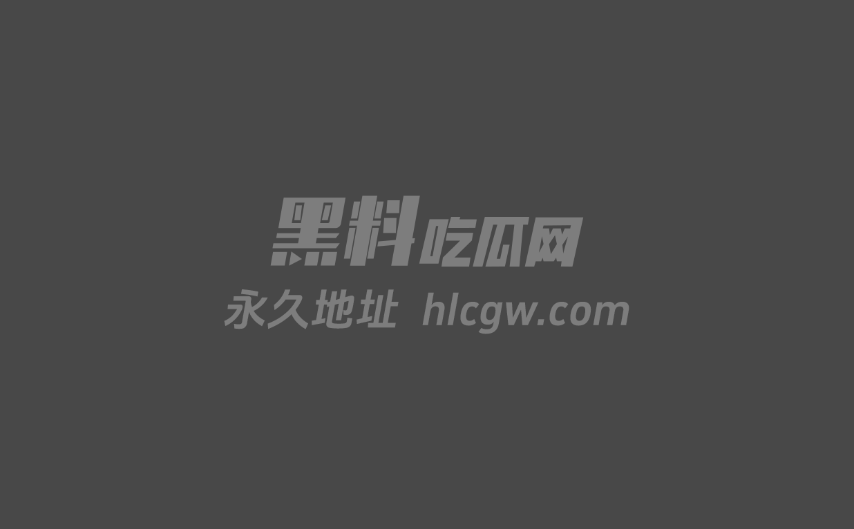 欧美猎奇!欧美少妇一女大战二狗 这是把自己当成母狗 内容精彩强烈推荐!图1 欧美猎奇!欧美少妇一女大战二狗 这是把自己当成母狗 内容精彩强烈推荐!图1